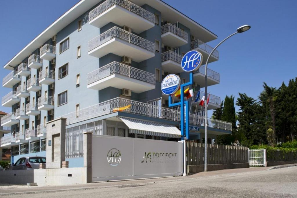 Hotel President San Benedetto del Tronto Esterno foto