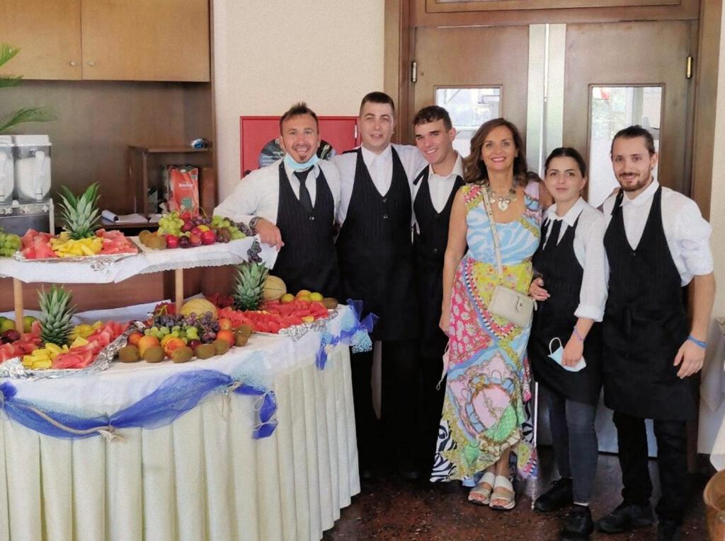 Hotel President San Benedetto del Tronto Esterno foto